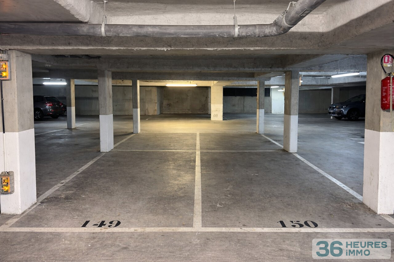 Appartement Lumineux 77m² - 3 Chambres - Terrasse - 2 parkings souterrains privatifs