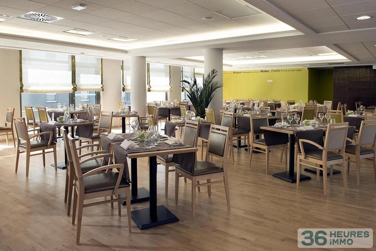 A PROXIMITE IMMEDIATE DE STRASBOURG F2 DANS RESIDENCE SENIORS