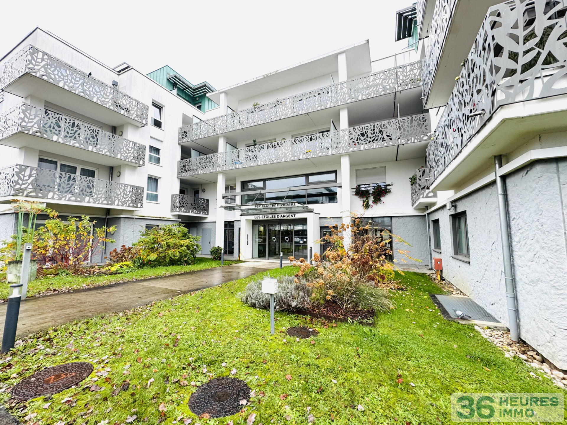 A PROXIMITE IMMEDIATE DE STRASBOURG F2 DANS RESIDENCE SENIORS