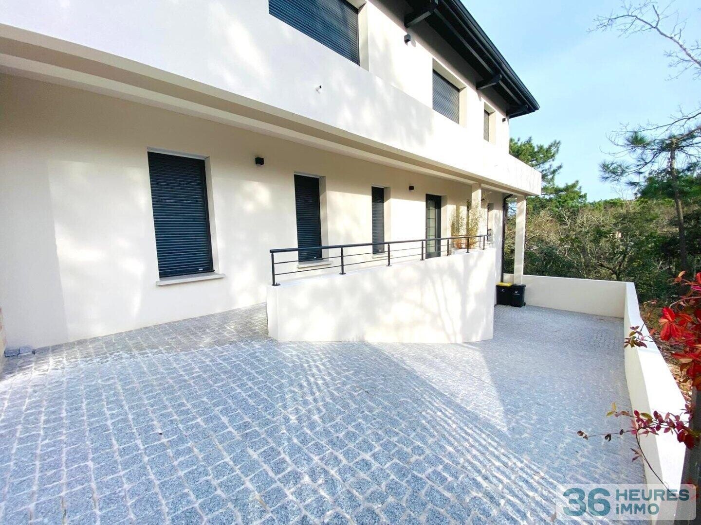 Villa d'exception neuve avec piscine à vendre aux Abatilles, Arcachon