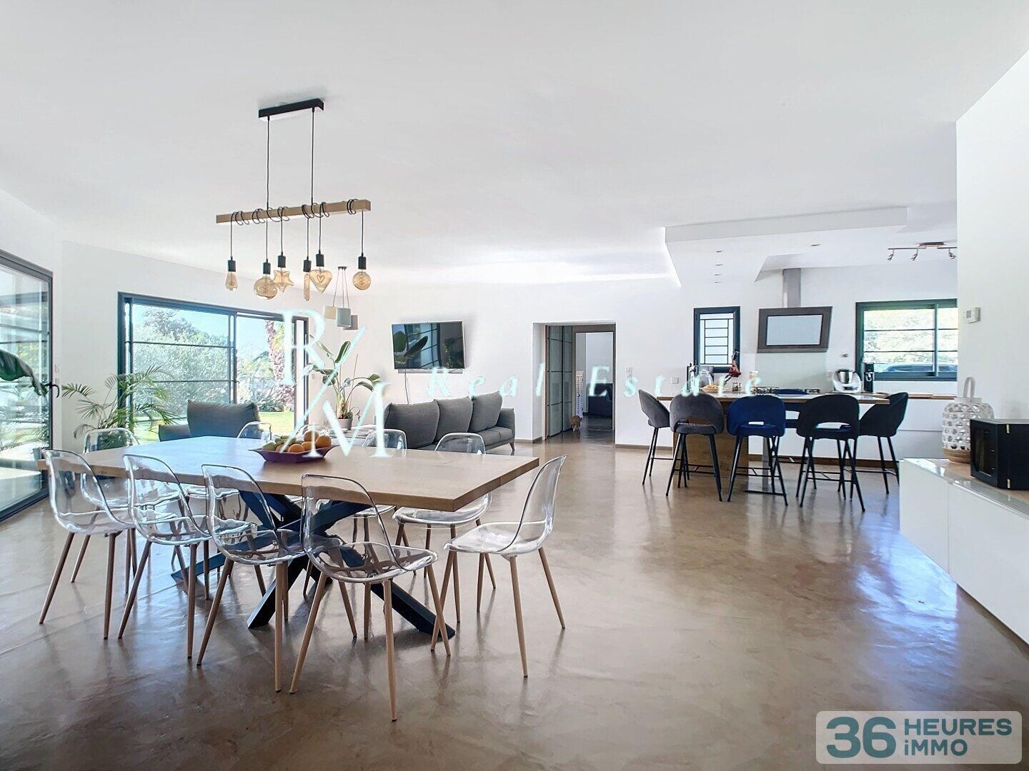 Villa contemporaine à Rognes