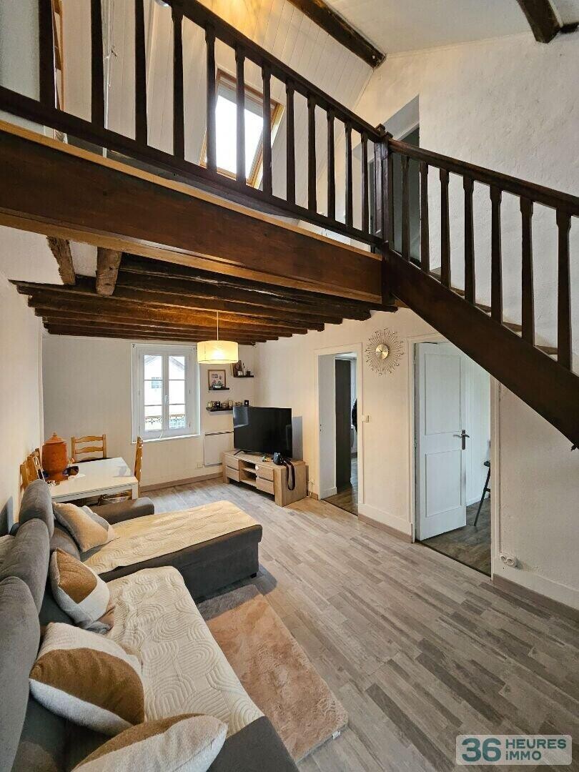 Coup de Coeur pour cet Appartement F4  Duplex à SAINT SOUPPLET (66 m2)