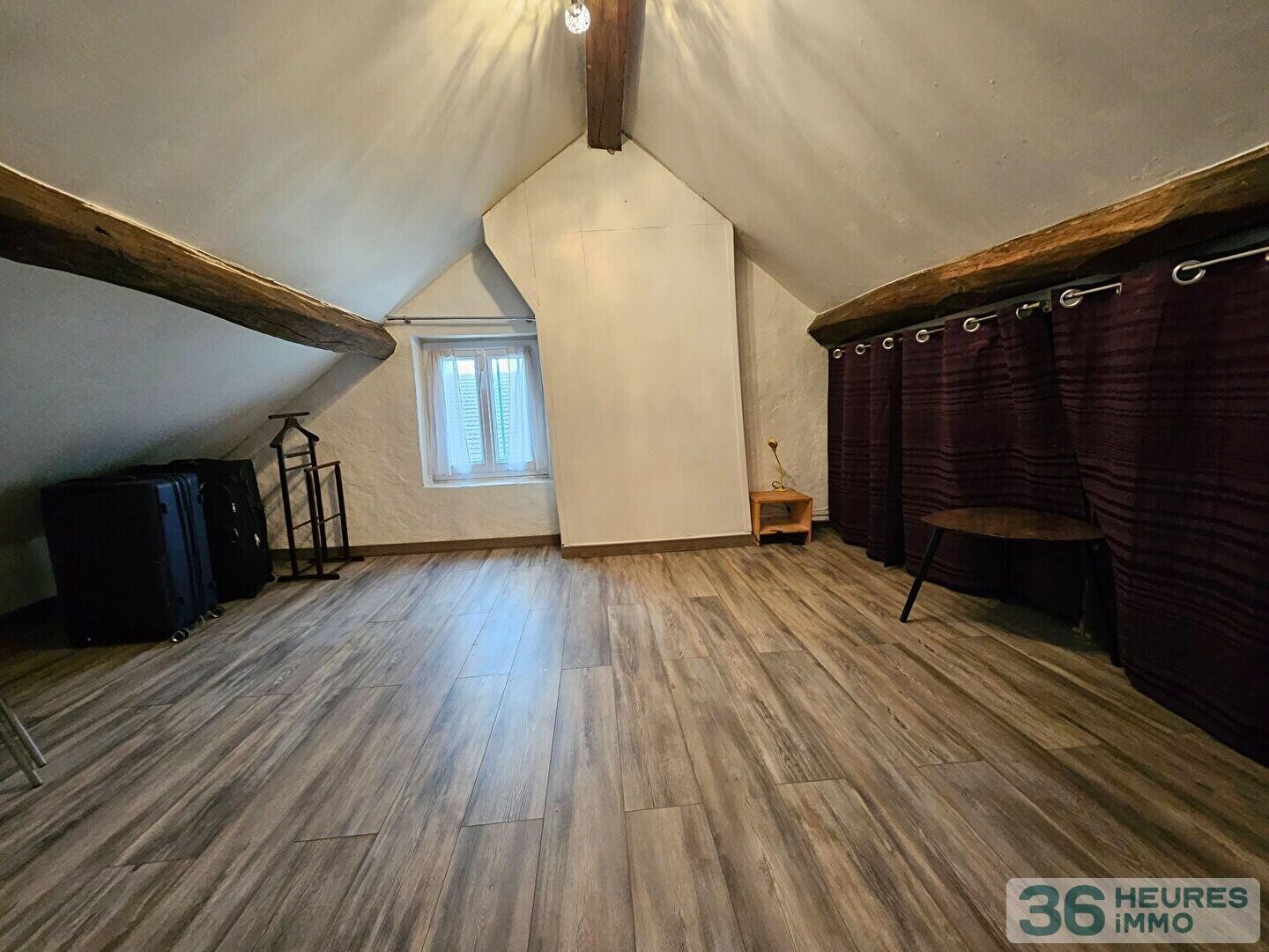 Coup de Coeur pour cet Appartement F4  Duplex à SAINT SOUPPLET (66 m2)