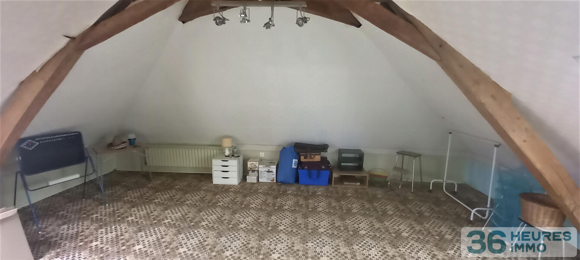 A VENDRE CHAMPAGNE MAISON DE CARACTERE 5 CHAMBRES