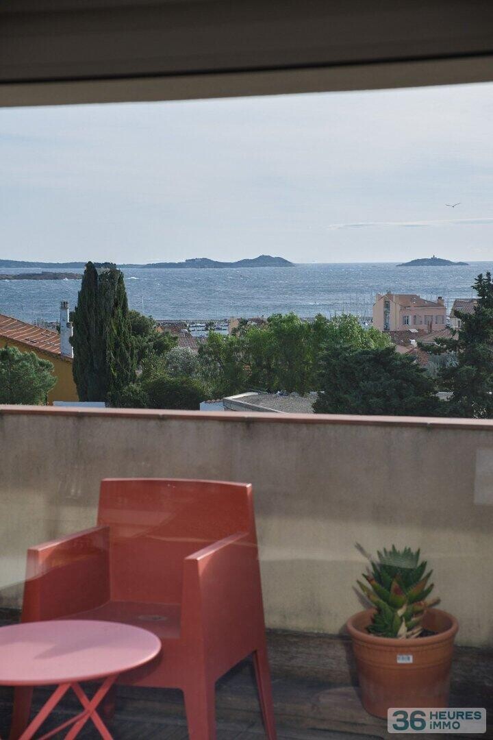 Maison de ville vue mer