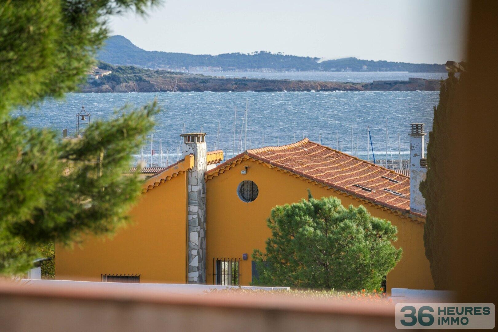 Maison de ville vue mer