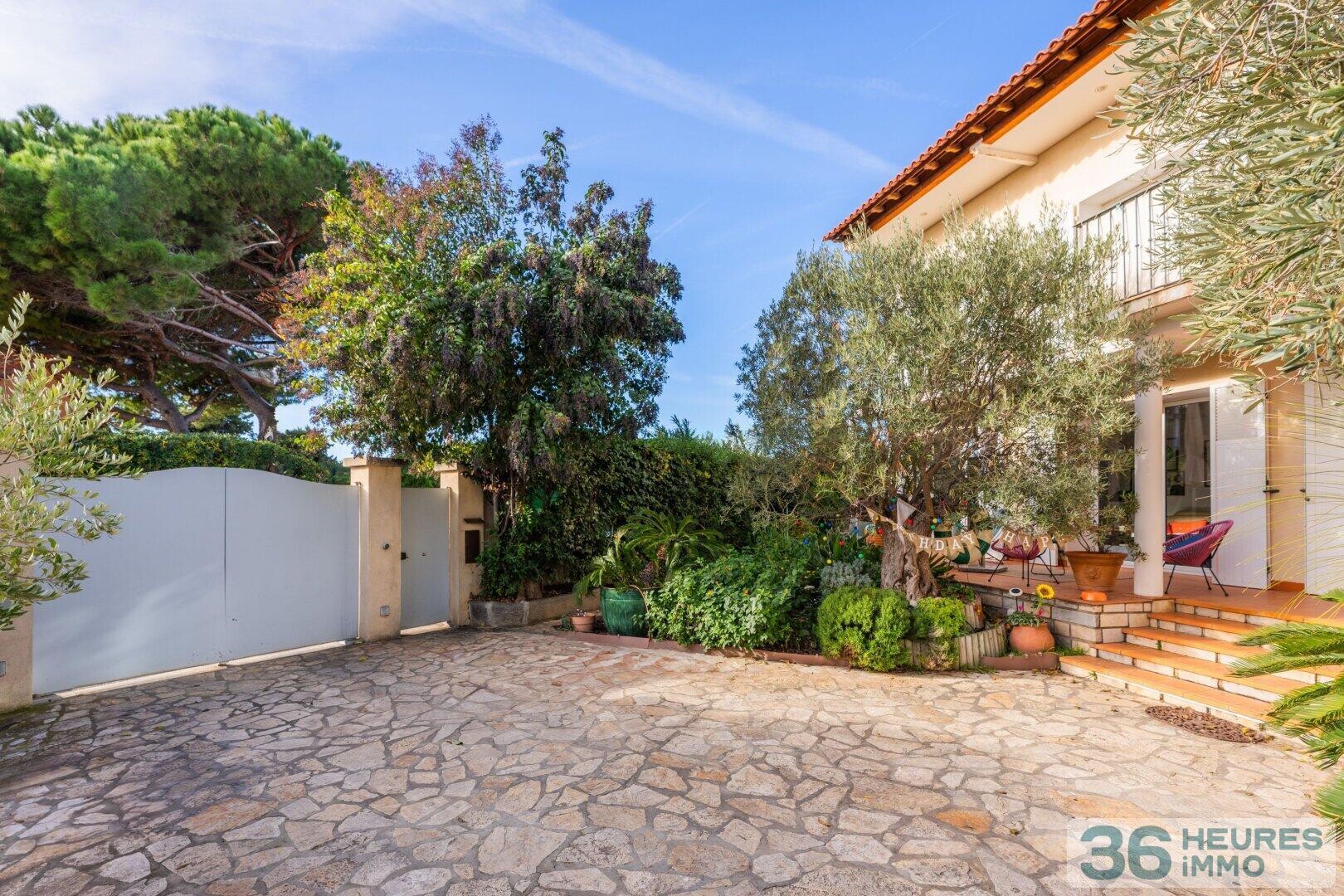 Maison de ville vue mer