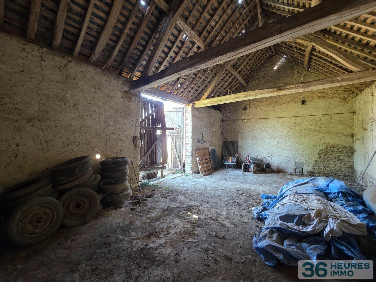 >Beau terrain avec grange 