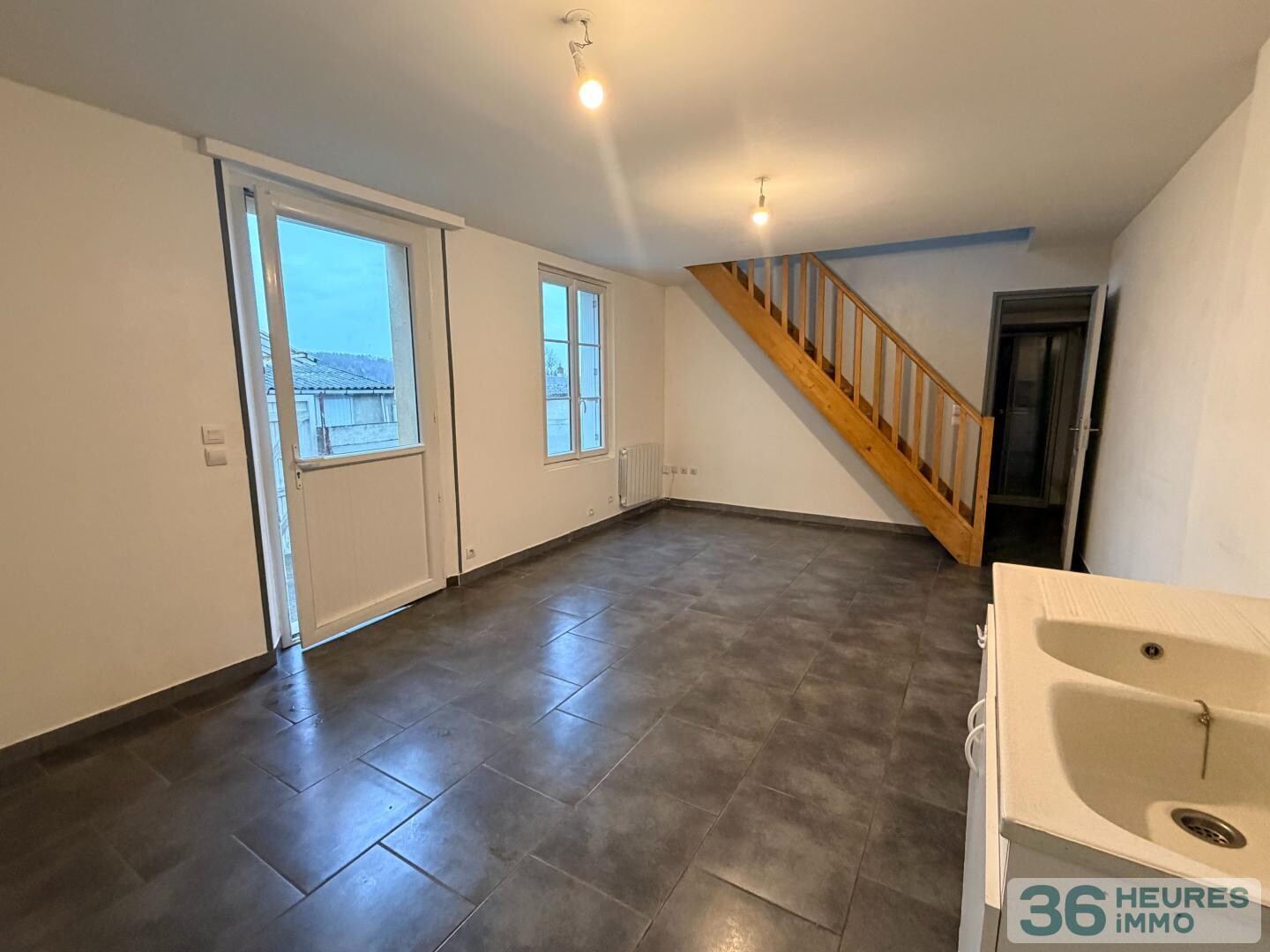 Maison de village restaurée avec jardin