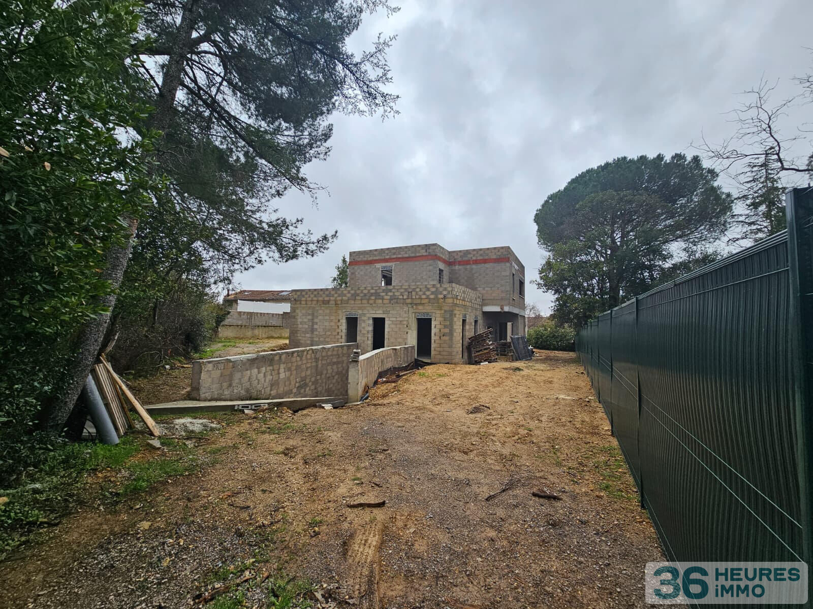 ST GEORGES D'ORQUES VILLA  DE 300 m2 SUR 1235 M2 DE TERRAIN vendu H.E H.A