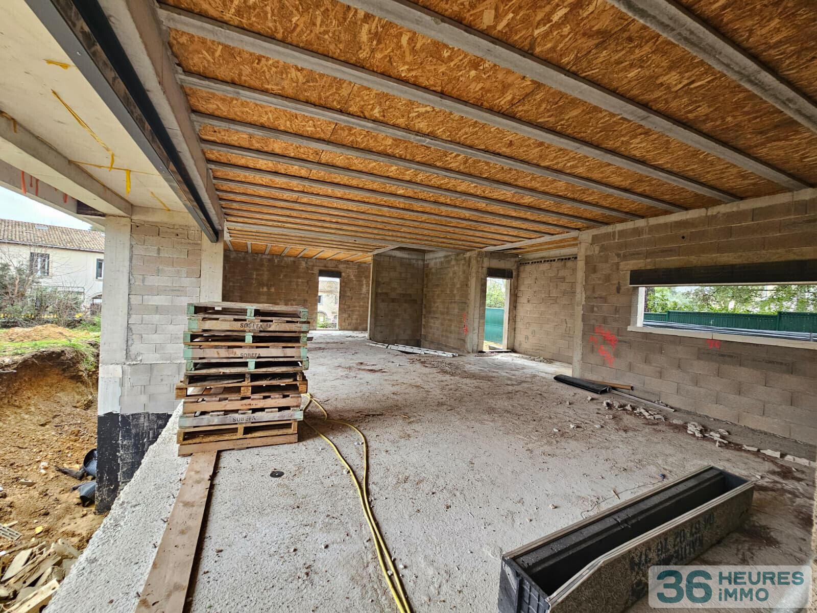 ST GEORGES D'ORQUES VILLA  DE 300 m2 SUR 1235 M2 DE TERRAIN vendu H.E H.A