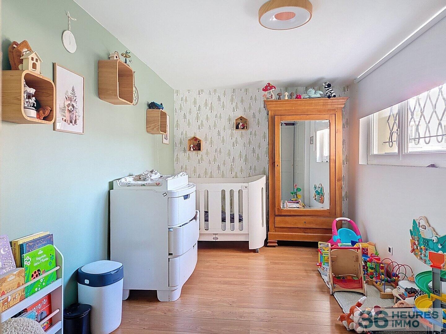 Appartement T4 avec terrasse