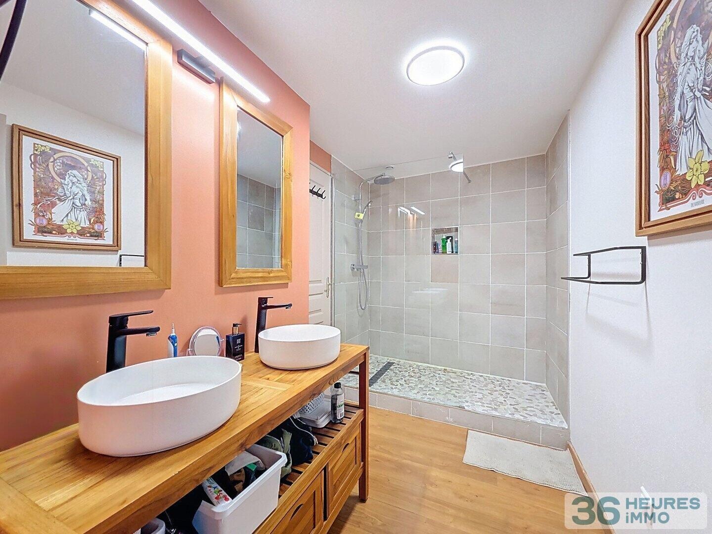 Appartement T4 avec terrasse