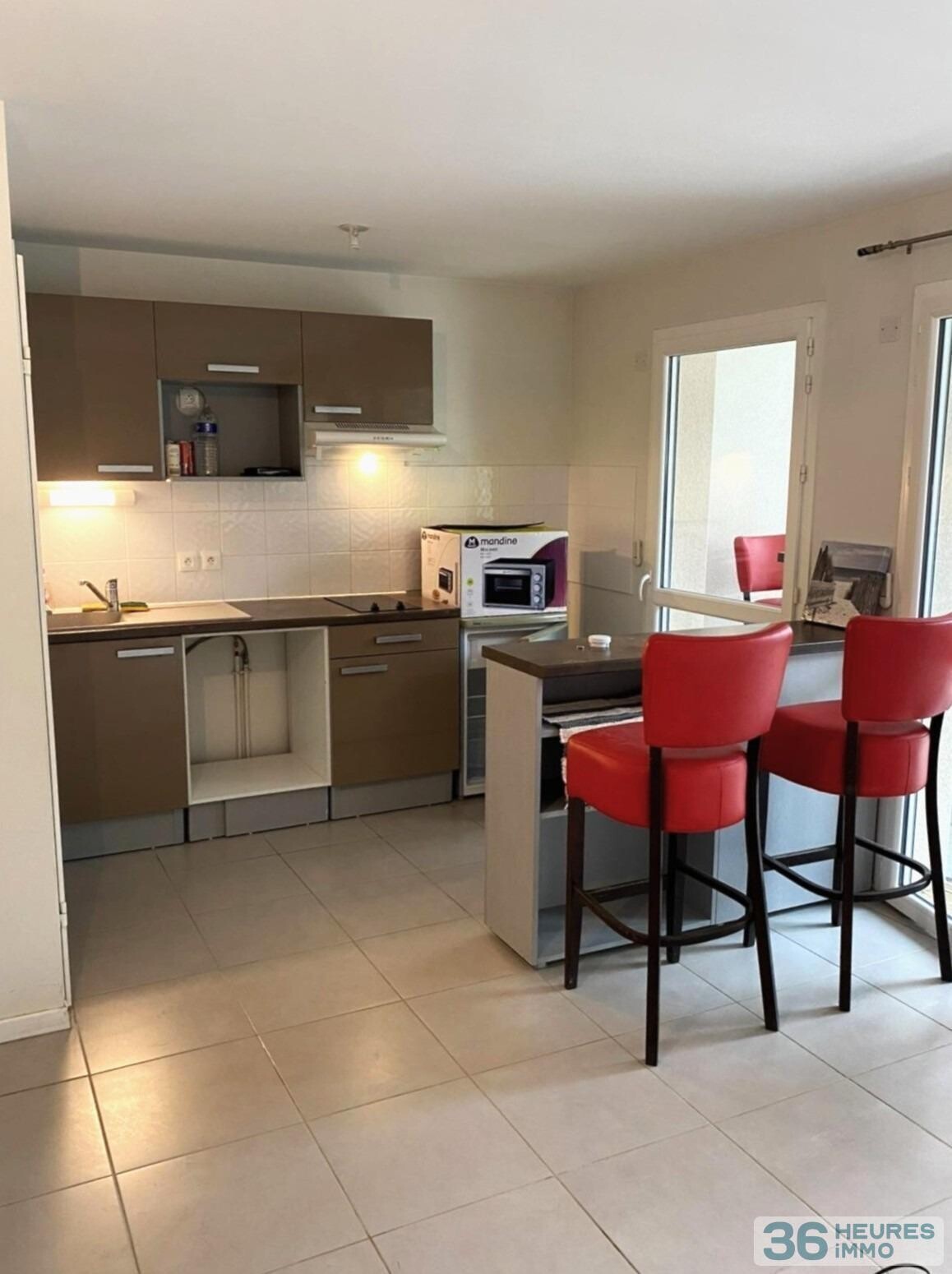 APT T2 AVEC LOGGIA, JARDINET ET PARKING ARCACHON PROCHE PORT