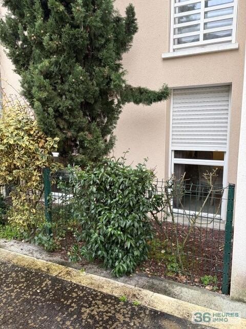 APT T2 AVEC LOGGIA, JARDINET ET PARKING ARCACHON PROCHE PORT