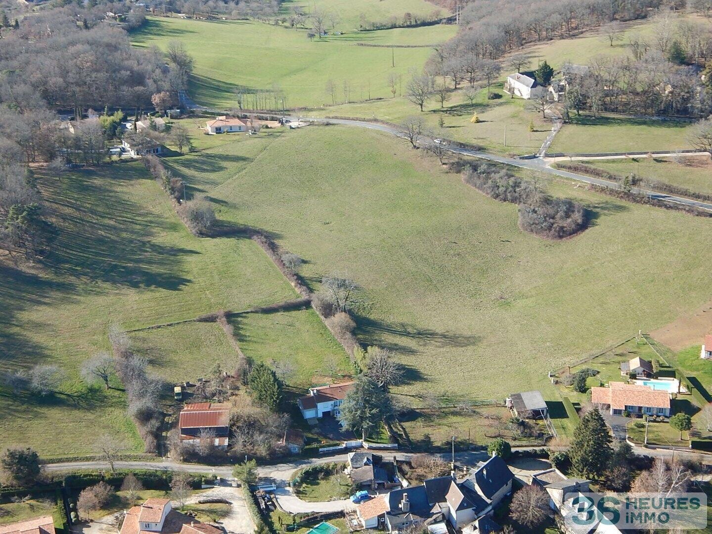 Terrain à bâtir - 6714m²