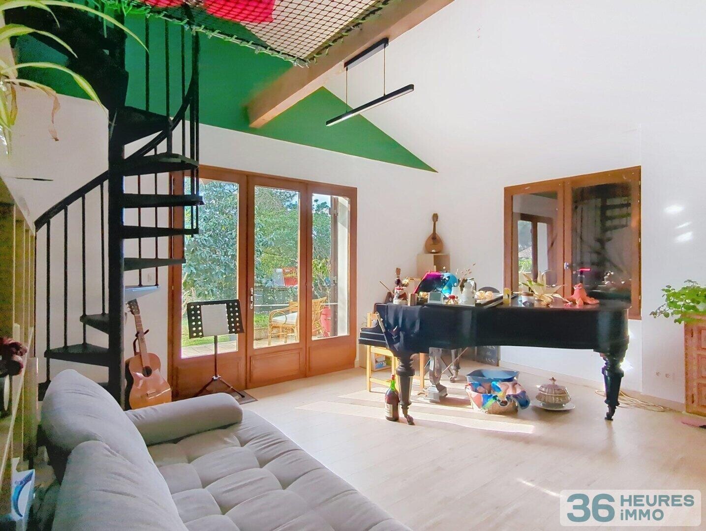  Maison 5 pièces 130 m²