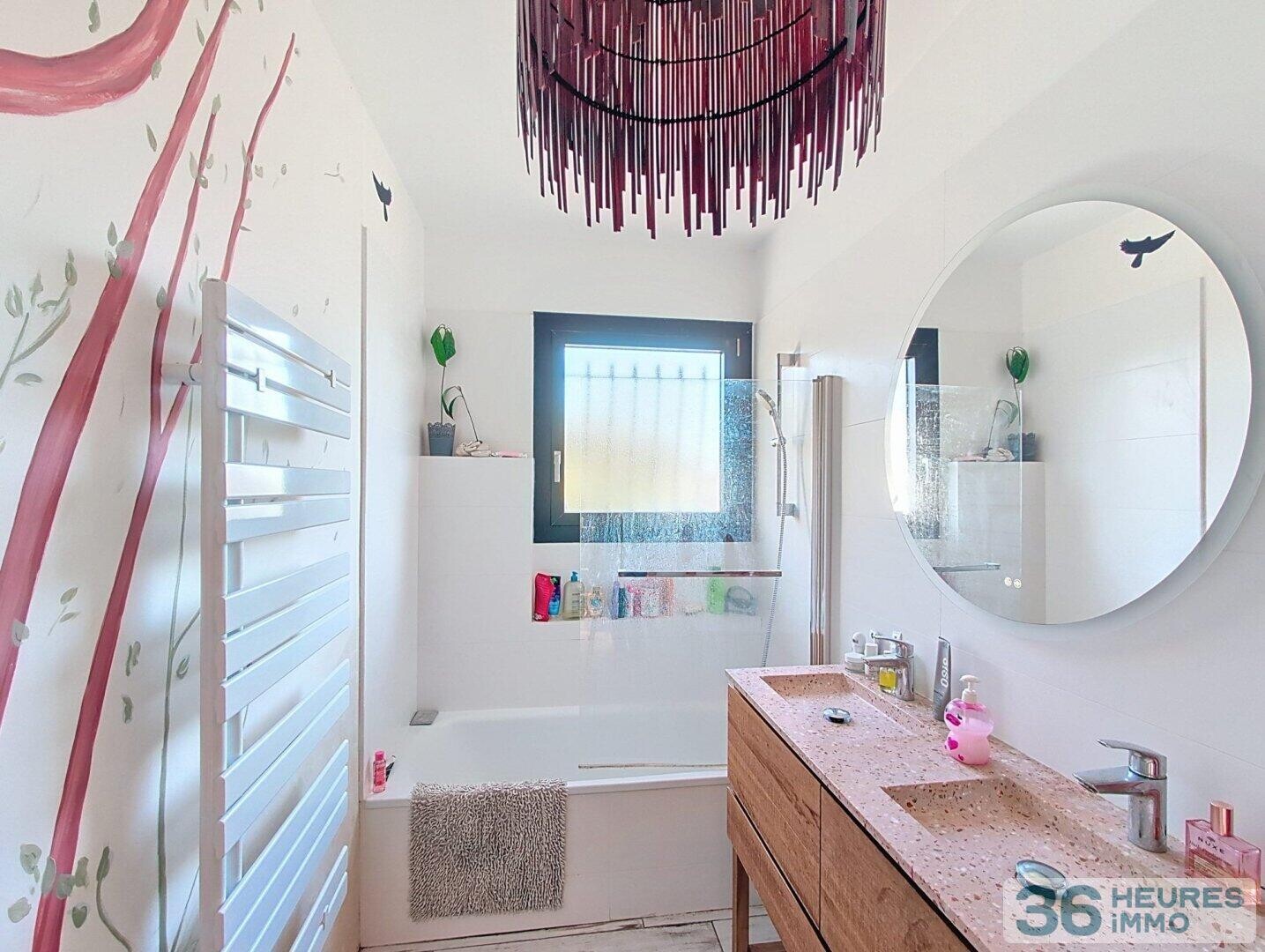  Maison 5 pièces 130 m²