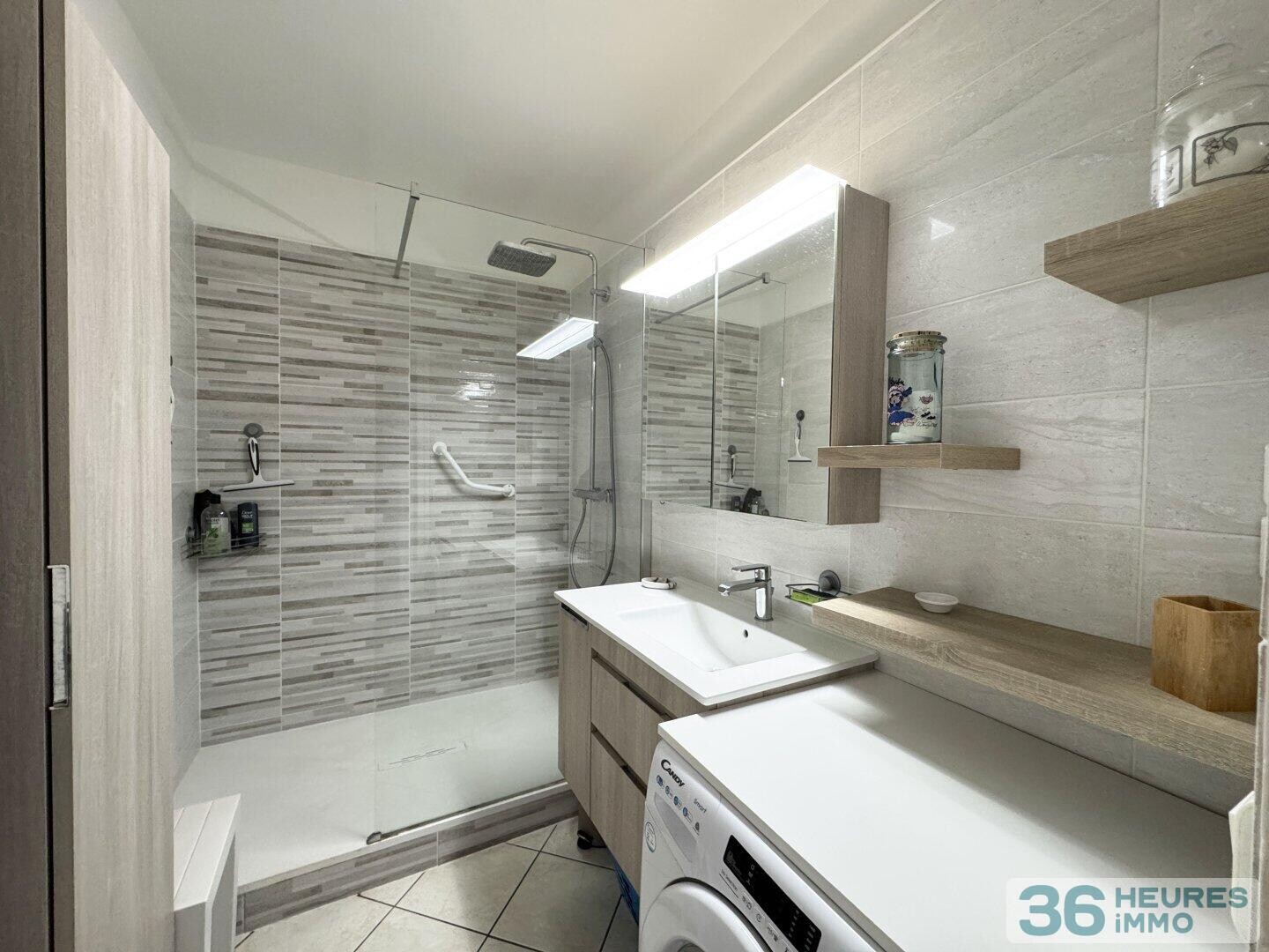 A VENDRE - ROYAN – Appartement T3 – Balcon – Ascenseur – Cave - Commerces à pieds