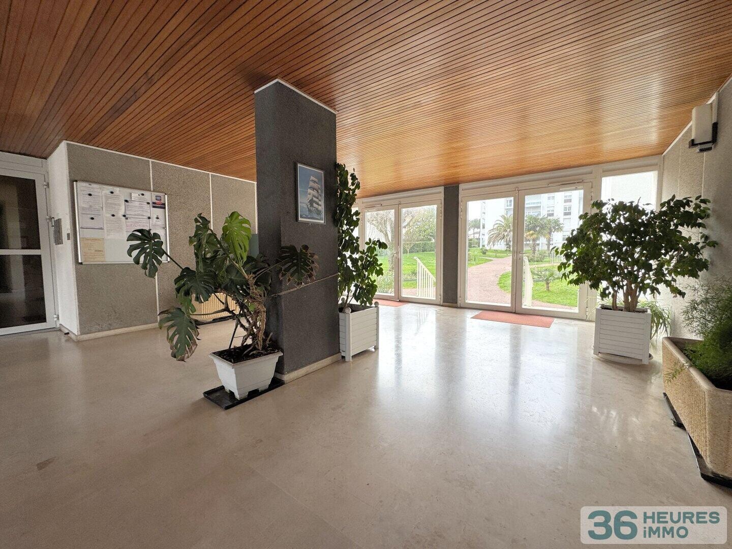 A VENDRE - ROYAN – Appartement T3 – Balcon – Ascenseur – Cave - Commerces à pieds