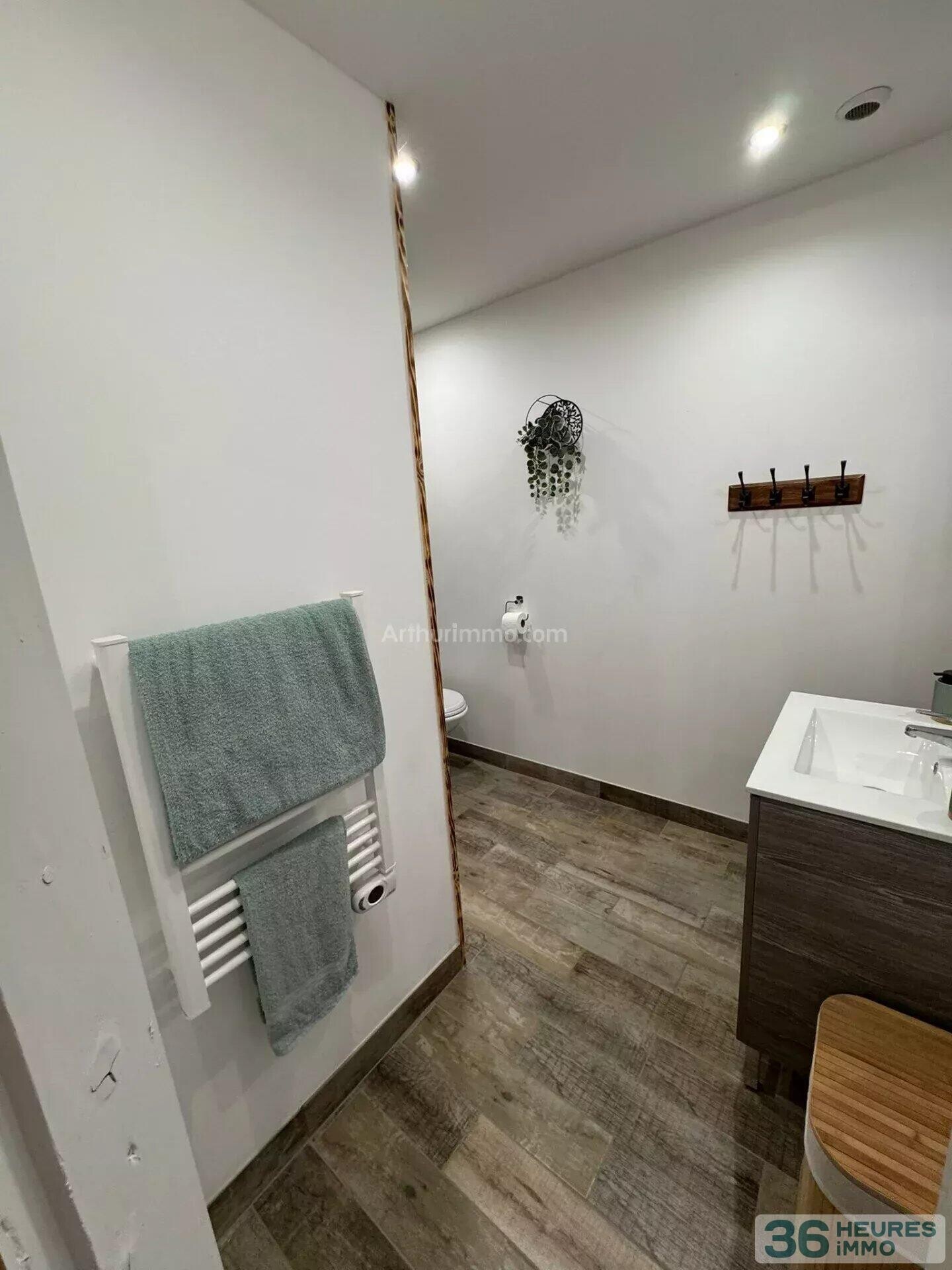 Propriété de caractère en pierre – Volumes exceptionnels – Usage résidentiel ou professionnel – Saint-Vallier