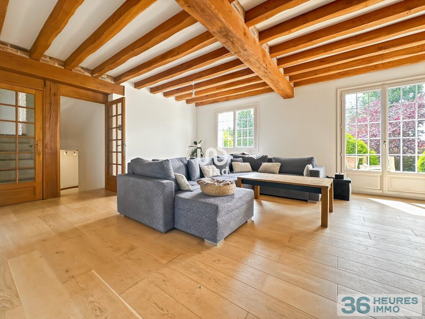 Ventes aux enchères interactives - Maison - 8 pièces - 153 m²