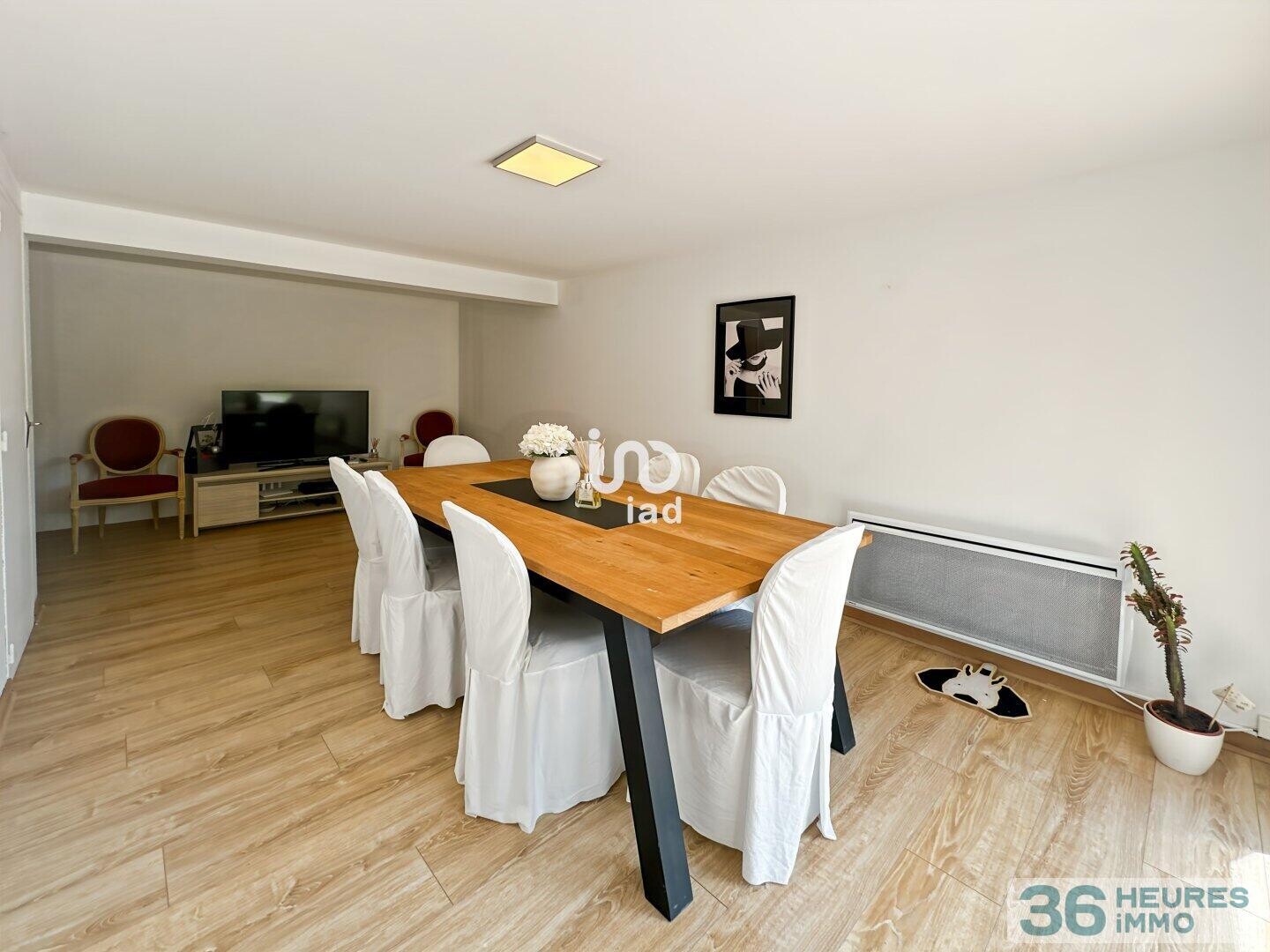 Ventes aux enchères interactives - Maison - 8 pièces - 153 m²