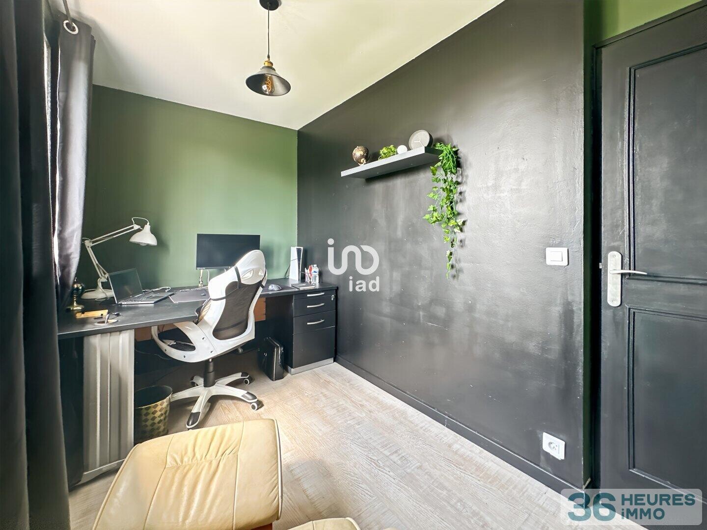 Ventes aux enchères interactives - Maison - 8 pièces - 153 m²